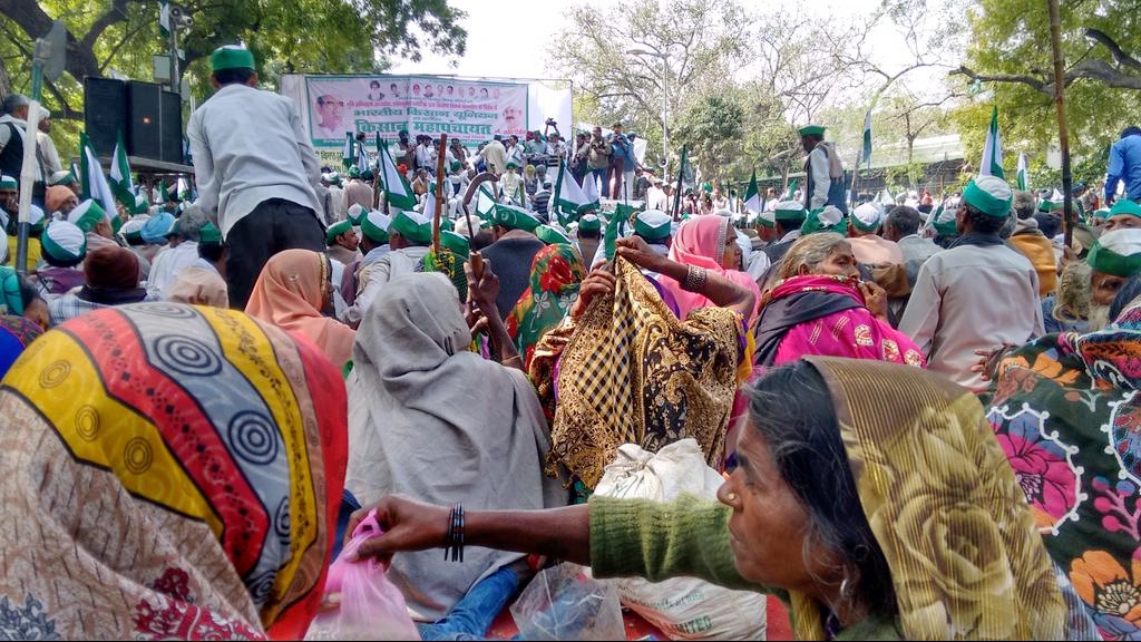 India - Farmers at anti-gmo demonstration