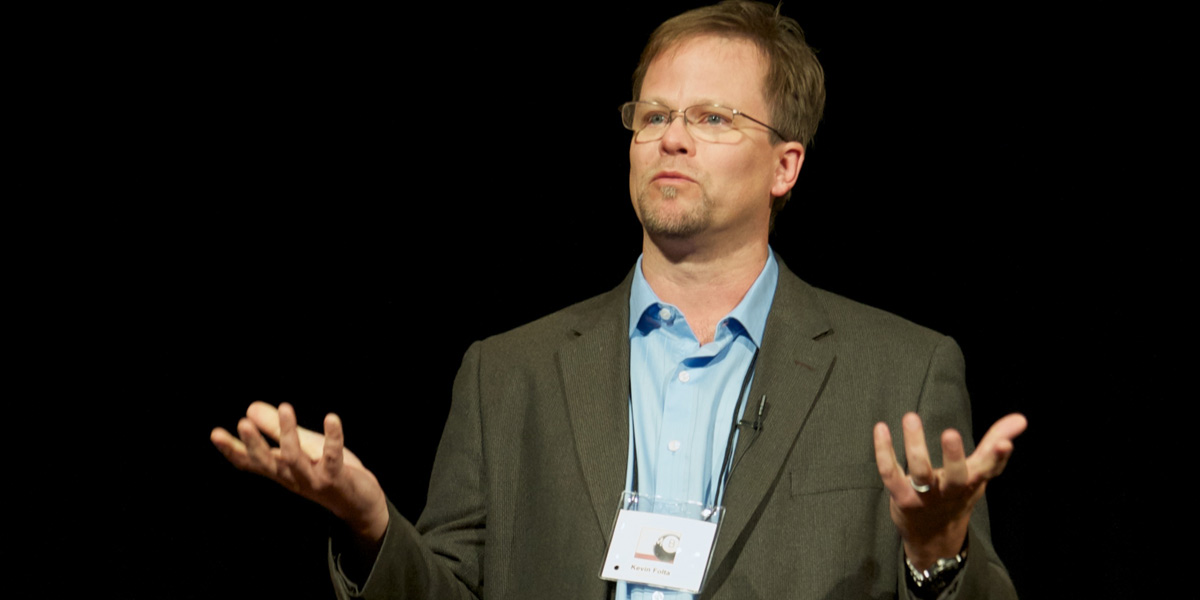 Kevin Folta at podium